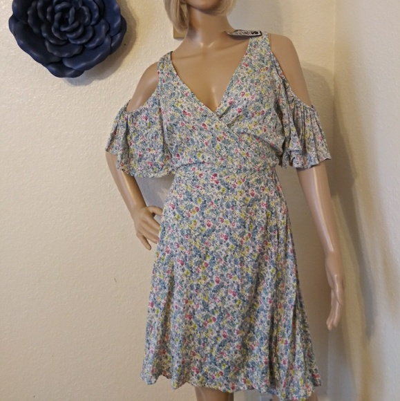 Angie Dresses & Skirts - Angie cold shoulder floral wrap dress easter